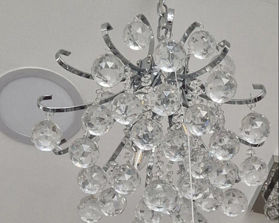 HQ5004 1Transparent Crystal Hardware